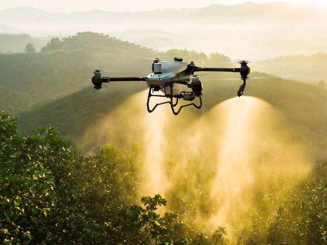 Imagen del dron DJI Agras T50