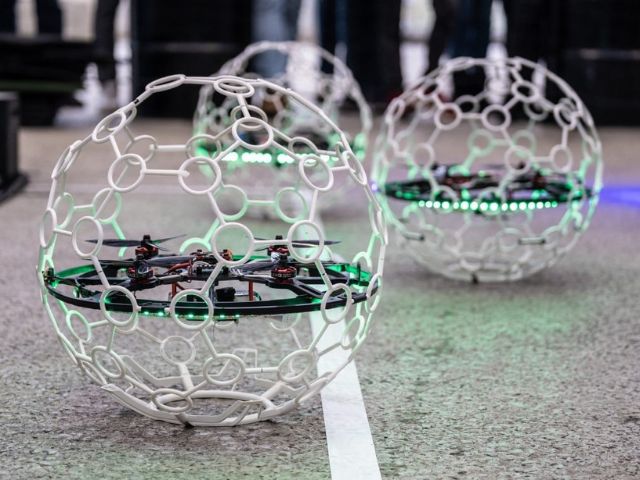 Dron Ball FPV