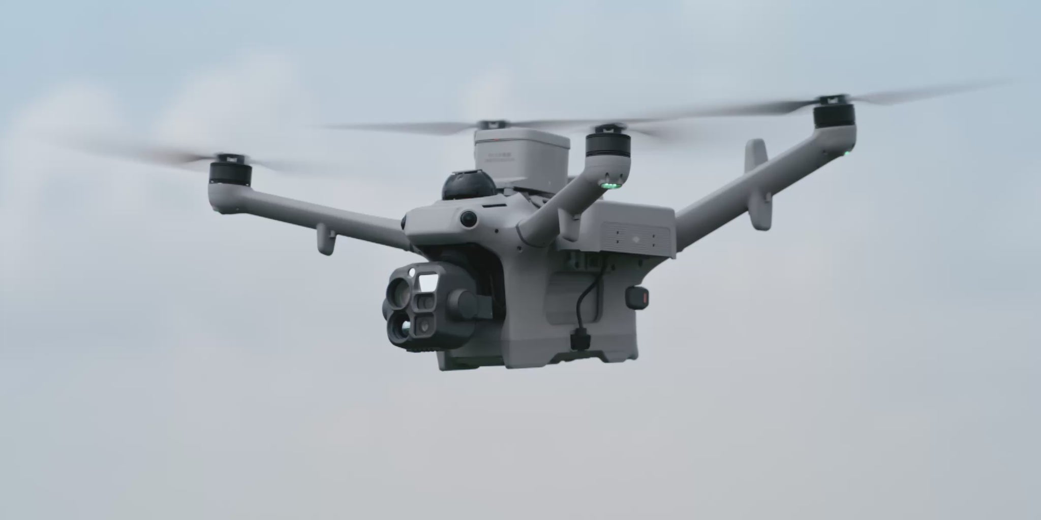 Vídeo del DJI DOCK 4 – Estación autónoma para operaciones con drones